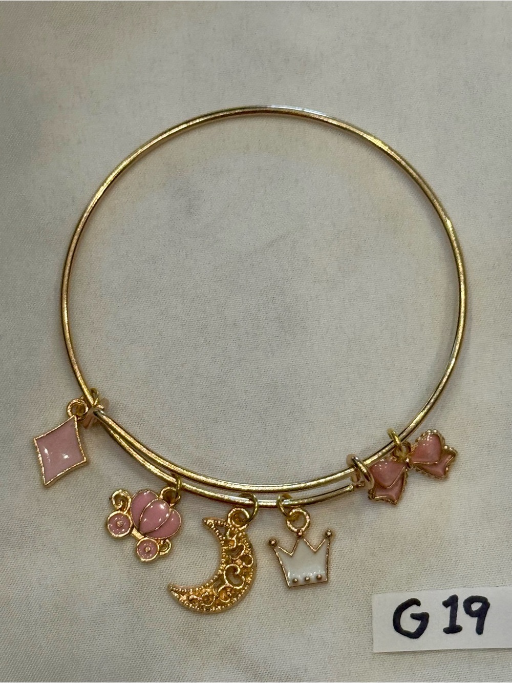 G19 Pink Princess Girl Moon Crown Charm Bangle Bracelet
